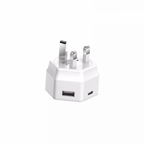 High Quality Type C USB wall charger QC 3.0 USB travel charger 5.1V 2.1A 3 ports usb home charger
